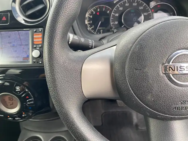 日産 ノート X DIG－S 福岡県 2013(平25)年 10.6万km スーパーブラック ・スーパーチャージャー/・純正ナビ ”MM312D-W”/ワンセグTV/CD/AUX/ipod/SD/・スマートキー/・純正14インチAW/・ドアバイザー/・ETC/・シートリフター/・ECOモード/・保証書/取扱説明書/・スペアキー