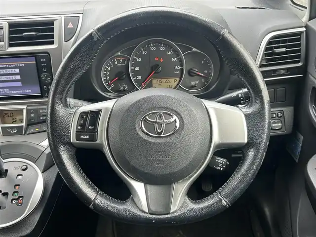トヨタ ラクティス G 愛知県 2012(平24)年 14.7万km ホワイトパールクリスタルシャイン ワンオーナー/純正SDナビ(FM/AM/CD/DVD/BT/フルセグ)/ドライブレコーダー/電動格納ミラー/純正フロアマット/クルーズコントロール/ETC/オートライト/ドアバイザー/プッシュスタート/スマートキー・スペアキー１本/ステアリングリモコン/ABS/取扱説明書・保証書