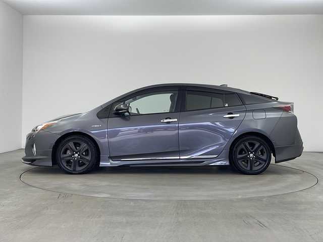 トヨタ プリウス A ツーリングセレクション 兵庫県 2016(平28)年 4.4万km グレーメタリック ・モデリスタエアロ/・トヨタセーフティーセンス/・プリクラッシュセーフティ/・レーンディバチャーアラート/・クリアランスソナー/・ふらつき警報/・ブラインドスポットモニター/・ヘッドアップディスプレイ/・パーキングアシスト/・レーダークルーズコントロール/・オートマチックハイビーム/・アルパイン製9インチナビ＆フルセグ＆BT＆DVD/・バックカメラ/・LEDライト/・LEDフォグランプ/・オートライト/・前席シートヒーター/・ビルトインETC/・スマートキー/・プッシュスタート/・合皮シート/・フロアマット/・革調シートカバー