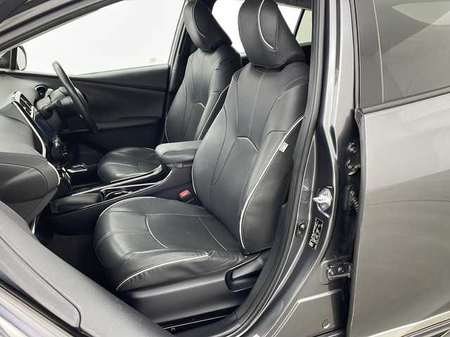 トヨタ プリウス A ツーリングセレクション 兵庫県 2016(平28)年 4.4万km グレーメタリック ・モデリスタエアロ/・トヨタセーフティーセンス/・プリクラッシュセーフティ/・レーンディバチャーアラート/・クリアランスソナー/・ふらつき警報/・ブラインドスポットモニター/・ヘッドアップディスプレイ/・パーキングアシスト/・レーダークルーズコントロール/・オートマチックハイビーム/・アルパイン製9インチナビ＆フルセグ＆BT＆DVD/・バックカメラ/・LEDライト/・LEDフォグランプ/・オートライト/・前席シートヒーター/・ビルトインETC/・スマートキー/・プッシュスタート/・合皮シート/・フロアマット/・革調シートカバー