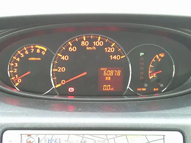 ダイハツ ムーヴ カスタム X 埼玉県 2008(平20)年 6.1万km ブライトシルバーメタリック ・ディーラー点検記録簿複数有り/・純正ナビ（DVD/ワンセグテレビ）/・ETC/・スマートキー/・スペアキー×１/・HIDヘッドライト/・電動格納ミラー/・ウィンカーミラー/・純正フロアマット/・純正ドアバイザー/・純正14インチアルミホイール/・取扱説明書