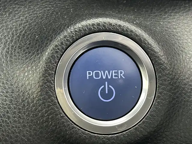 トヨタ ヤリス ハイブリッド Z 熊本県 2020(令2)年 4.1万km ホワイトパールクリスタルシャイン ワンオーナー　/禁煙車　/純正ディスプレイオーディオ（ＡｐｐｌＣａｒＰｌａｙ・ＡｎｄｒｏｉｄＡｕｔｏ・ＢＴ・フルセグ・ＵＳＢ）/バックカメラ　/純正前後ドライブレコーダー　/レーダークルーズコントロール　/前席シートヒーター/前後クリアランスソナー/衝突軽減ブレーキ/レーンキープアシスト/横滑り防止/ブラインドスポットモニター/パーキングアシスト/純正フロアマット/オートライト/オートマチックハイビーム/LEDヘッドライト/フォグライト/スマートキー/プッシュスタート/スペアキー1本/保証書/取扱説明書