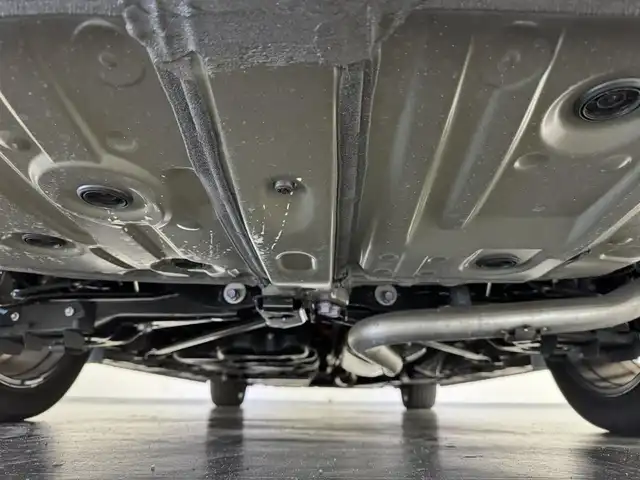 トヨタ ヴェルファイア ハイブリット Z プレミア 三重県 2024(令6)年 0.7万km ブラック ハイブリッド/FF/MTモード付フロアCVT/14型ナビ/（FM/AM/TV/Bluetooth/USB/iPod/Miracast/CarPlay/AndroidAuto）/13.2型 有機EL後席モニター V13T-R72F/パノラミックビューモニター（床下透過機能付）/モデリスタエアロ（F/S/R下）、シグネチャーイルミブレード/両側パワースライドドア/ドラレコ前後/ETC2.0/Toyota Safety Sense/●PCS、LTA、レーダークルコン、アダプティブハイビーム、RSA、PDA、緊急操舵支援＋前後クロストラフィックアラート*/●パーキングサポートブレーキ/・BSM/LCA/安心降車アシスト/・Advanced Drive/アドバンスト・パーク　など/装備/・【OP】デジタルインナーミラー/・【OP】ユニバーサルステップ（両側）/・左右独立ムーンルーフ/・プレミアムナッパ本革シート（茶）/・シートヒーター＆ベンチレーション（D/N/2nd）/・ステアリングヒーター/・パワーシート（Dメモリー付8way/N4way/2ndリクライニング＆オットマン）/・パワーバックドア/・HUD/・100Vコンセント（1500W）/・タッチトレーサーオペレーション/・3眼LEDヘッドランプ/・おくだけ充電/・19inAW/・保/・スマートキーx2/など