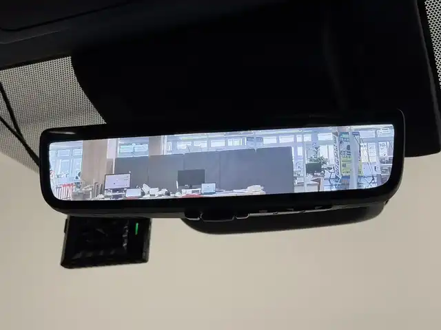 トヨタ ヴェルファイア ハイブリット Z プレミア 三重県 2024(令6)年 0.7万km ブラック ハイブリッド/FF/MTモード付フロアCVT/14型ナビ/（FM/AM/TV/Bluetooth/USB/iPod/Miracast/CarPlay/AndroidAuto）/13.2型 有機EL後席モニター V13T-R72F/パノラミックビューモニター（床下透過機能付）/モデリスタエアロ（F/S/R下）、シグネチャーイルミブレード/両側パワースライドドア/ドラレコ前後/ETC2.0/Toyota Safety Sense/●PCS、LTA、レーダークルコン、アダプティブハイビーム、RSA、PDA、緊急操舵支援＋前後クロストラフィックアラート*/●パーキングサポートブレーキ/・BSM/LCA/安心降車アシスト/・Advanced Drive/アドバンスト・パーク　など/装備/・【OP】デジタルインナーミラー/・【OP】ユニバーサルステップ（両側）/・左右独立ムーンルーフ/・プレミアムナッパ本革シート（茶）/・シートヒーター＆ベンチレーション（D/N/2nd）/・ステアリングヒーター/・パワーシート（Dメモリー付8way/N4way/2ndリクライニング＆オットマン）/・パワーバックドア/・HUD/・100Vコンセント（1500W）/・タッチトレーサーオペレーション/・3眼LEDヘッドランプ/・おくだけ充電/・19inAW/・保/・スマートキーx2/など