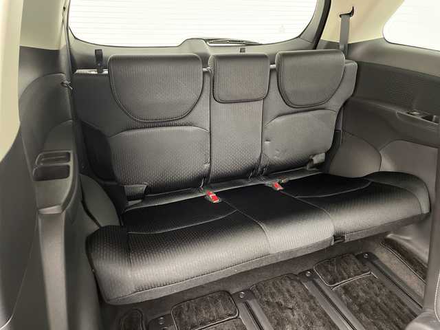 ホンダ オデッセイ ハイブリッド e:HEVアブソルート EX 兵庫県 2020(令2)年 4.7万km プレミアムスパークルブラックパール ・純正ナビ/・Bluetooth/CD/DVD/USB/TV/SD/HDMI/Apple car play/・全方位カメラ/・Honda SENSING/・衝突軽減ブレーキ（CMBS）、/・誤発進抑制機能/・後方誤発進抑制機能、歩行者/・事故低減ステアリング/・路外逸脱抑制機能/・渋滞追従機能付アダプティブクルーズコントロール（ACC）/・車線維持支援システム（LKAS）/・先行車発進お知らせ機能/・標識認識機能/・オートマチックハイビーム/・車両接近通報装置/・レーントレーシングアシスト/・ブラインドスポットシステム/・パワーバックドア/・フリップダウンモニター/・前後コーナーセンサー/・両側パワースライドドア/・ハーフレザーシート/・パワーシート/・シートヒーター/・オットマン/・純正フロアマット/・純正前後ドライブレコーダー/・ビルトインETC2.0/・AC100V充電/・純正18インチアルミホイールタイヤ/・LEDヘッドライト/・スマートキー/・ドアミラーヒーター