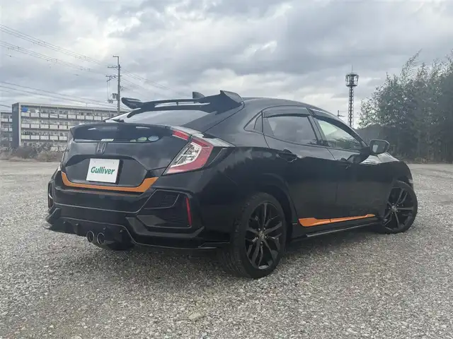 ホンダ シビック ハッチバック 兵庫県 2020(令2)年 2.7万km クリスタルブラックパール 電動サンルーフ/黒革シート/パワーシート/シートヒーター/DOPテールゲートスポイラー/DOPフロントグリルガーニッシュ/純正ナビ/フルセグＴＶ/バックモニター/ＥＴＣ２．０/純正18インチアルミホイール/レーダークルコン/レーンキープ