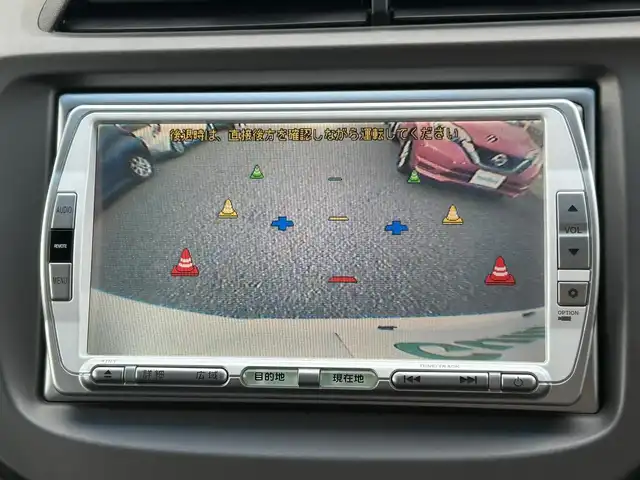 ホンダ フィット L 大阪府 2010(平22)年 8.5万km プレミアムホワイトパール 純正ナビ　/   TV/CD/DVD/Bluetooth/バックモニター/純正フロアマット/スマートキー/フルフラットシート/パワーウィンドウ/オートライト/ドアバイザー/ビルトインＥＴＣ/ダブルエアバック