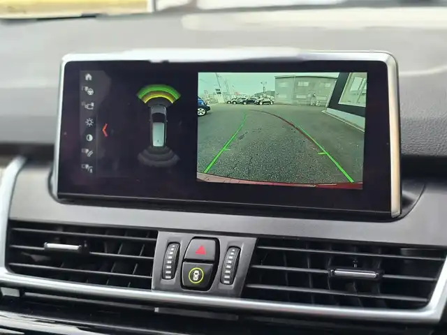ＢＭＷ ２１８ｄ グランツアラー ラグジュアリー 山梨県 2017(平29)年 1.8万km 赤 茶革シート/ＡＣＣ/ヘッドアップディスプレイ/インテリジェントセーフティ(衝突軽減ブレーキ)/純正ＨＤＤナビ/バックカメラ/アンビエントライト/電動リアゲート/ＬＥＤヘッドライト/オートライト/前席シートヒーター/純正１７インチＡＷ/スマートキー