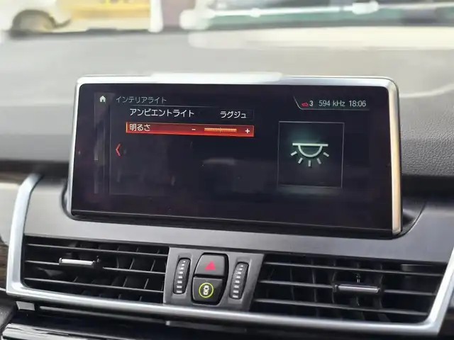 ＢＭＷ ２１８ｄ グランツアラー ラグジュアリー 山梨県 2017(平29)年 1.8万km 赤 茶革シート/ＡＣＣ/ヘッドアップディスプレイ/インテリジェントセーフティ(衝突軽減ブレーキ)/純正ＨＤＤナビ/バックカメラ/アンビエントライト/電動リアゲート/ＬＥＤヘッドライト/オートライト/前席シートヒーター/純正１７インチＡＷ/スマートキー
