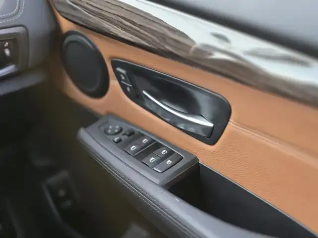 ＢＭＷ ２１８ｄ グランツアラー ラグジュアリー 山梨県 2017(平29)年 1.8万km 赤 茶革シート/ＡＣＣ/ヘッドアップディスプレイ/インテリジェントセーフティ(衝突軽減ブレーキ)/純正ＨＤＤナビ/バックカメラ/アンビエントライト/電動リアゲート/ＬＥＤヘッドライト/オートライト/前席シートヒーター/純正１７インチＡＷ/スマートキー