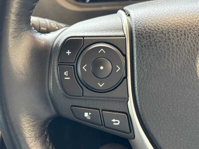 トヨタ ヴォクシー ZS 煌 埼玉県 2018(平30)年 9.1万km ホワイトパールクリスタルシャイン セーフティーセンス/フリップダウンモニター/SDナビ/　　CD/DVD/BT/フルセグ/バックカメラ/両側パワースライドドア/クルーズコントロール/LEDオートライト/純正16インチアルミホイール/ステアリングスイッチ/アイドリングストップ/USBポート/スマートキー2本/ETC/禁煙車