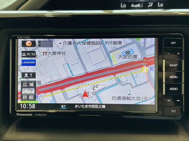 トヨタ ヴォクシー ZS 煌 埼玉県 2018(平30)年 9.1万km ホワイトパールクリスタルシャイン セーフティーセンス/フリップダウンモニター/SDナビ/　　CD/DVD/BT/フルセグ/バックカメラ/両側パワースライドドア/クルーズコントロール/LEDオートライト/純正16インチアルミホイール/ステアリングスイッチ/アイドリングストップ/USBポート/スマートキー2本/ETC/禁煙車