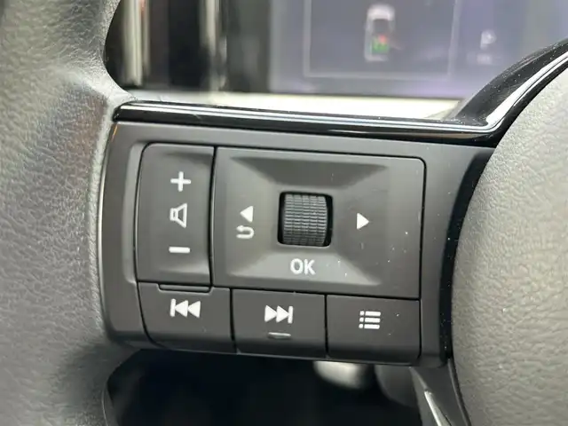 日産 ノート X 長崎県 2023(令5)年 6.8万km ガーネットレッド フルセグテレビ/e-power/クルーズコントロール/ETC/プッシュスタート/ステアリングスイッチ/Bluetooth/全方位カメラ/HDMI/純正ナビ