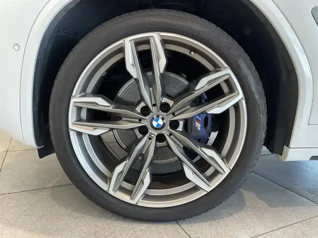 ＢＭＷ Ｘ４ M40i 愛知県 2020(令2)年 6.6万km 白 コニャックレザー　/ＨＵＤ　/純正ナビ　/Ｂｌｕｅｔｏｏｔｈ　/フルセグＴＶ　/３６０度カメラ　/ＡＣＣ　/ＬＫＡ　/ＢＳＭ　/シートヒーター　/ワイヤレスチャージ　/ドライブレコーダー　/ミラー型ＥＴＣ　/インテリジェントセーフティ/ミラーリンク/パワーバックドア/プッシュスタート/ウィンカーミラー/アイドリングストップ