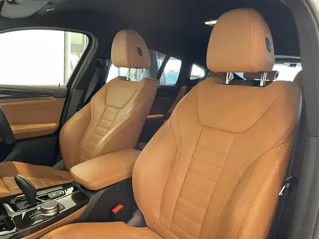 ＢＭＷ Ｘ４ M40i 愛知県 2020(令2)年 6.6万km 白 コニャックレザー　/ＨＵＤ　/純正ナビ　/Ｂｌｕｅｔｏｏｔｈ　/フルセグＴＶ　/３６０度カメラ　/ＡＣＣ　/ＬＫＡ　/ＢＳＭ　/シートヒーター　/ワイヤレスチャージ　/ドライブレコーダー　/ミラー型ＥＴＣ　/インテリジェントセーフティ/ミラーリンク/パワーバックドア/プッシュスタート/ウィンカーミラー/アイドリングストップ