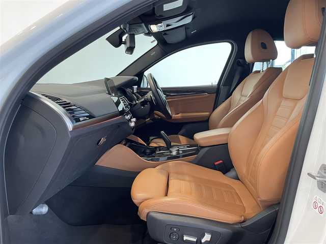ＢＭＷ Ｘ４ M40i 愛知県 2020(令2)年 6.6万km 白 コニャックレザー　/ＨＵＤ　/純正ナビ　/Ｂｌｕｅｔｏｏｔｈ　/フルセグＴＶ　/３６０度カメラ　/ＡＣＣ　/ＬＫＡ　/ＢＳＭ　/シートヒーター　/ワイヤレスチャージ　/ドライブレコーダー　/ミラー型ＥＴＣ　/インテリジェントセーフティ/ミラーリンク/パワーバックドア/プッシュスタート/ウィンカーミラー/アイドリングストップ