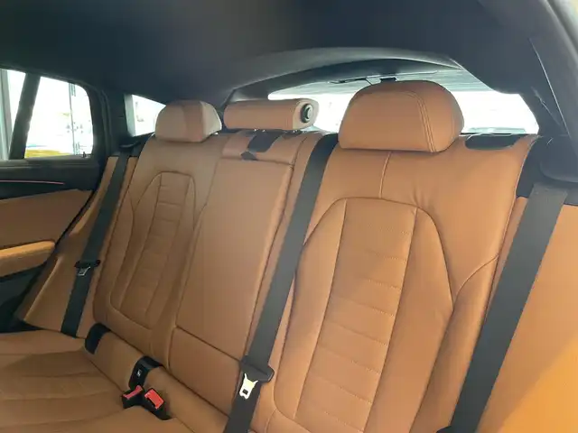 ＢＭＷ Ｘ４ M40i 愛知県 2020(令2)年 6.6万km 白 コニャックレザー　/ＨＵＤ　/純正ナビ　/Ｂｌｕｅｔｏｏｔｈ　/フルセグＴＶ　/３６０度カメラ　/ＡＣＣ　/ＬＫＡ　/ＢＳＭ　/シートヒーター　/ワイヤレスチャージ　/ドライブレコーダー　/ミラー型ＥＴＣ　/インテリジェントセーフティ/ミラーリンク/パワーバックドア/プッシュスタート/ウィンカーミラー/アイドリングストップ