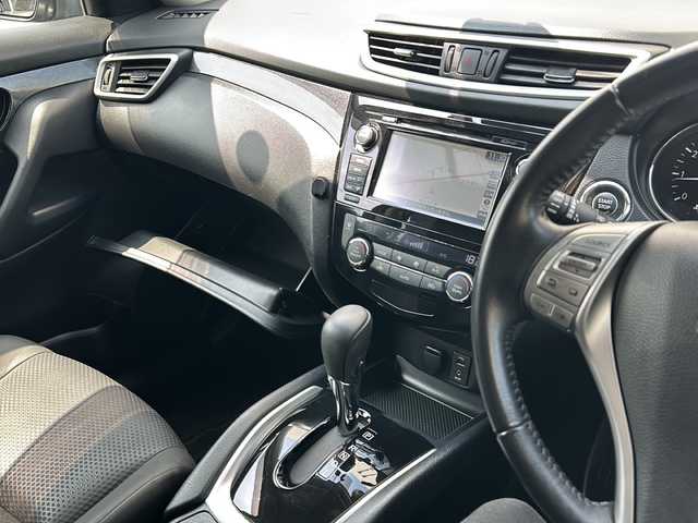 日産 エクストレイル 20Xt エマージェンシーブレーキ 埼玉県 2015(平27)年 11.2万km ダイヤモンドブラック (株)IDOMが運営する【じしゃロン熊谷店】の自社ローン専用車両になりますこちらは現金またはオートローンご利用時の価格です。自社ローンご希望の方は別途その旨お申付け下さい/純正ナビ/（フルセグTV/CD/DVD/AM/FM）/USB/AUX端子/ETC/全方位カメラ/クルーズコントロール/電動リアゲート/前席シートヒーター/ドライブレコーダー/ステアリングスイッチ/純正アルミホイール/純正フロアマット/純正ドアバイザー/スマートキー/プッシュスタート/LEDオートヘッドライト/フォグランプ/電動格納ミラー/車両・ナビ取扱説明書/保証書