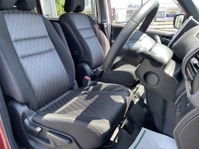 日産 セレナ e－パワー ハイウェイスター V 茨城県 2020(令2)年 6.8万km マルーンレッド 純正ナビ/【iPod・SD・ラジオ・TV・ウォークマン・USB・CD・BT・AUX】/全方位カメラ/ETC/前後コーナーセンサー/レーダークルコン/プロパイロット/BSM/パーキングアシスト/両側パワスラ/後席AAC/ブレーキホールド/フロアマット/純正アルミホイール/電格ミラー/ウインカーミラー/ドアバイザー