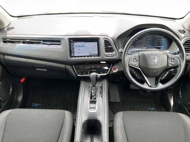 ホンダ ヴェゼル X ホンダセンシング 茨城県 2020(令2)年 3.9万km プラチナホワイトパール ホンダセンシング/Gathersナビ/DVD/CD/SD/USB/iPod/BT/フルセグTV/バックカメラ/クルーズコントロール/LEDヘッドライト/オートライト/純正16インチアルミホイール/純正フロアマット/アイドリングストップ/AAC/スマートキー/ETC/横滑り防止装置/レーンキープアシスト/オートライト/カーテンエアバック/衝突被害軽減システム/禁煙車