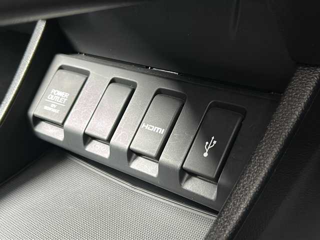 ホンダ ヴェゼル X ホンダセンシング 茨城県 2020(令2)年 3.9万km プラチナホワイトパール ホンダセンシング/Gathersナビ/DVD/CD/SD/USB/iPod/BT/フルセグTV/バックカメラ/クルーズコントロール/LEDヘッドライト/オートライト/純正16インチアルミホイール/純正フロアマット/アイドリングストップ/AAC/スマートキー/ETC/横滑り防止装置/レーンキープアシスト/オートライト/カーテンエアバック/衝突被害軽減システム/禁煙車