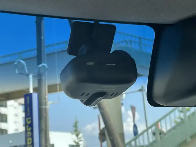 ダイハツ タント カスタムRS トップED LTD SAⅢ 山梨県 2018(平30)年 9.8万km パールホワイトⅢ (株)IDOMが運営する【じしゃロン甲府店】の自社ローン専用車両になります。/こちらは現金またはオートローンご利用時の価格です。自社ローンご希望の方は別途その旨お申付け下さい/スマートアシストIII/スマートキー×２/両側パワースライドドア/全方位カメラ/純正メモリーナビ・フルセグＴＶ/【CD/DVD/SD/BTオーディオ/HDMI/USB】/ステアリングオーディオスイッチ/ETC/LEDヘッドライト/フォグランプ/純正15インチアルミホイール/合皮/ファブリックコンビシート/シートリフター/シートヒーター/保証書・取説・ナビ取説