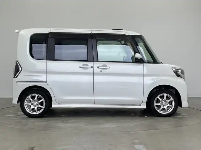 ダイハツ タント カスタムX トップED LTD SAⅢ 新潟県 2018(平30)年 8.3万km パールホワイトⅢ スマートアシストIII/　・衝突回避支援ブレーキ機能/　・衝突警報機能（対車両・対歩行者）/　・車線逸脱警報機能/　・誤発進抑制制御機能/　・先行車発進お知らせ機能/　・オートハイビーム/純正ディーラーOPナビ/フリップダウンモニター/全方位モニター/フルセグTV/Bluetooth/HDMI/ETC/ドライブレコーダー/両側パワースライドドア/オートライト/LEDヘッドライト/コーナーセンサー/ステアリングスイッチ/アイドリングストップ/プッシュスタート