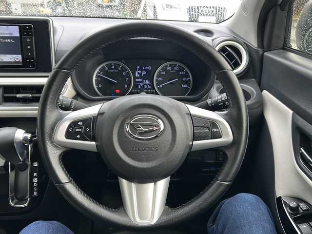 ダイハツ キャスト アクティバ GターボプライムコレSAⅢ 埼玉県 2019(令1)年 5.8万km パールホワイトⅢ スマートアシストIII/純正ナビ/　　CD/DVD/Bluetooth/フルセグTV/iPod/バックカメラ/ハーフレザーシート/運転席、助手席シートヒーター/純正15インチアルミホイール/アイドリングストップ/USBポート/PWRモード/ダウンヒルアシストコントロール/横滑り防止装置/ETC