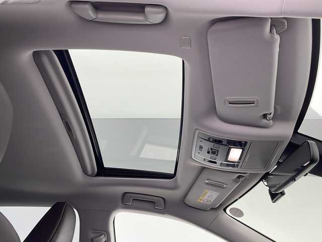 レクサス ＲＸ 450h エレガントツアラー 千葉県 2022(令4)年 3.6万km ソニックチタニウム 純正ナビ/　CD/DVD/Bluetooth/フルセグTV/　Apple car play/Android Auto/サンルーフ/レクサスセーフティシステム/レーダークルーズコントロール/レーンキープアシスト/衝突軽減ブレーキ/クリアランスソナー/ブラインドスポットモニター/ヘッドアップディスプレイ/アラウンドビューモニター/先行車発進警報/ロードサインアシスト/電動パーキング/オートホールド/オートハイビーム/レザーシート/パワーシート/シートメモリー/エアーシート（前席）/シートヒーター（全席）/ステアリングヒーター/パワーバックドア/前後ドラレコ/ビルトインETC2.0/パドルシフト/三眼LEDヘッドライト/フォグランプ/ロールサンシェード/フロアマット