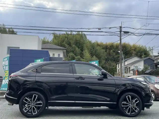 ホンダ ヴェゼル ハイブリッド e:HEV Z 熊本県 2021(令3)年 8.5万km クリスタルブラックパール ワンオーナー/プレミアムオーディオ【10スピーカー】/純正ナビ/【フルセグTV/Bluetooth/USB】/全周囲カメラ/デジタルインナーミラー/レーダークルーズコントロール/ブラインドスポットモニター/シートヒーター/ステアリングヒーター/電子パーキング/オートホールド/オートLEDヘッドライト/純正18インチAW/置くだけ充電/パワーバックドア/ステアリングスイッチ/パドルシフト/前後ドライブレコーダー/ETC2.0/取扱説明書