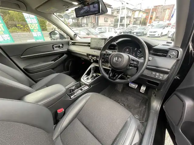 ホンダ ヴェゼル ハイブリッド e:HEV Z 熊本県 2021(令3)年 8.5万km クリスタルブラックパール ワンオーナー/プレミアムオーディオ【10スピーカー】/純正ナビ/【フルセグTV/Bluetooth/USB】/全周囲カメラ/デジタルインナーミラー/レーダークルーズコントロール/ブラインドスポットモニター/シートヒーター/ステアリングヒーター/電子パーキング/オートホールド/オートLEDヘッドライト/純正18インチAW/置くだけ充電/パワーバックドア/ステアリングスイッチ/パドルシフト/前後ドライブレコーダー/ETC2.0/取扱説明書