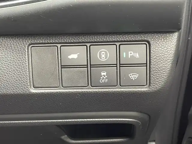 ホンダ ヴェゼル ハイブリッド e:HEV Z 熊本県 2021(令3)年 8.5万km クリスタルブラックパール ワンオーナー/プレミアムオーディオ【10スピーカー】/純正ナビ/【フルセグTV/Bluetooth/USB】/全周囲カメラ/デジタルインナーミラー/レーダークルーズコントロール/ブラインドスポットモニター/シートヒーター/ステアリングヒーター/電子パーキング/オートホールド/オートLEDヘッドライト/純正18インチAW/置くだけ充電/パワーバックドア/ステアリングスイッチ/パドルシフト/前後ドライブレコーダー/ETC2.0/取扱説明書