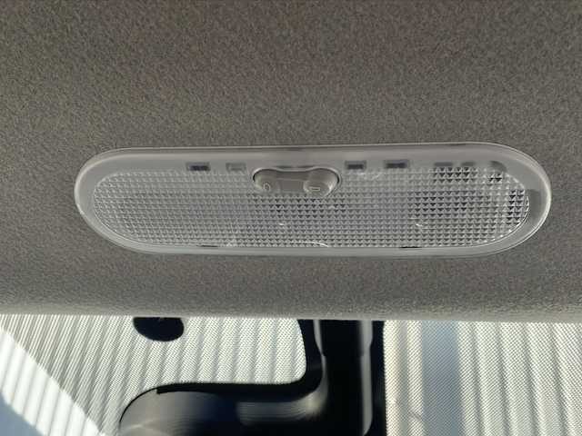 日産 ノート e－パワー X 三重県 2017(平29)年 3万km スーパーブラック 禁煙/純正ナビ/フルセグTV/全方位カメラ/アラウンドビューモニター/デジタルインナーミラー/前方ドラレコ/レーダー探知機/ETC/前後クリアランスソナー/ステアスイッチ/レーンキープアシスト/先行車発進告知/プリクラッシュ/オートライト/電動格納ウィンカーミラー