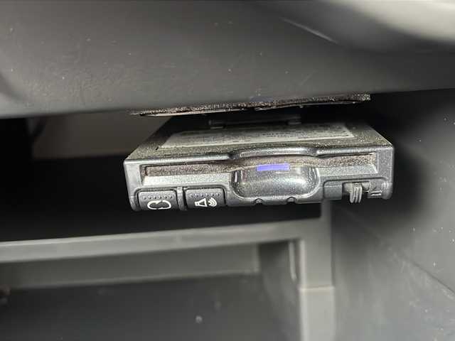 日産 ノート e－パワー X 三重県 2017(平29)年 3万km スーパーブラック 禁煙/純正ナビ/フルセグTV/全方位カメラ/アラウンドビューモニター/デジタルインナーミラー/前方ドラレコ/レーダー探知機/ETC/前後クリアランスソナー/ステアスイッチ/レーンキープアシスト/先行車発進告知/プリクラッシュ/オートライト/電動格納ウィンカーミラー