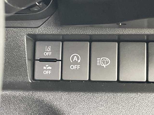 スズキ ジムニー XC 愛知県 2023(令5)年 2.4万km ブルーイッシュブラックパール3 禁煙車/パートタイム4WD（2H/4H/4L）/5速MT/純正8インチナビ/（CD/DVD/Bluetooth/フルセグ/SD/USB）/バックカメラ/スズキセーフティサポート/クルーズコントロール/レーンキープアシスト/デュアルセンサーブレーキサポート/ヒルホールドコントロール/ハイビームアシスト/ETC/レザーシート/D+N席シートヒーター/フルフラットシート/アイドリングストップ/純正16インチホイール/ドアミラーヒーター/LEDヘッドライト/フォグランプ/純正フロアマット/横滑り防止装置/純正サンバイザー/スペアキー