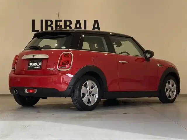 ＭＩＮＩ ミニ クーパー D 熊本県 2020(令2)年 3.1万km チリ・レッド ・スマートキー/・プッシュスタート/・インテリジェントセーフティ/・パーキングアシスト/・PDC起動起動/・純正HDDナビ/　【Bluetooth・USB】/・バックカメラ/・ETC/・LEDヘッドランプ/・LEDフォグランプ/・UKテールランプ/・純正マット