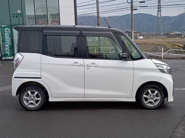日産 デイズ ルークス HWS X Vセレクション 福井県 2016(平28)年 7.7万km アメジストブラック/シルキーホワイト ワンオーナー車/全方位カメラ/前方ドライブレコーダー/キセノンヘッドライト/Fフォグ/両側パワースライドドア/ETC/純正メモリナビ（CD/DVD/BT/USB/AUX/iPod）/フルセグテレビ/衝突被害軽減システム/横滑り防止装置/盗難防止装置/ダブル＋サイドエアバッグ/アイドリングストップ/純正フロアマット/スマートキー