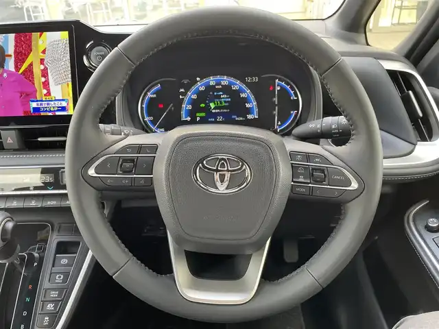 トヨタ ノア ハイブリッド S－Z 宮城県 2023(令5)年 0.5万km ホワイトパールクリスタルシャイン 純正10.5型ディスプレイオーディオ/AM FM CD DVD HDMI Bluetooth フルセグ /バックカメラ/両側パワースライドドア/前席シートヒーター/プリクラッシュセーフティ/クリアランスソナー/レーダークルーズコントロール/ハーフレザーシート/ステアリングリモコン/オートホールド/純正フロアマット/ビルトインETC2.0/AC100V/LEDヘッドライト/オートライト/オートマチックハイビーム/純正17インチアルミホイル/ドアバイザー