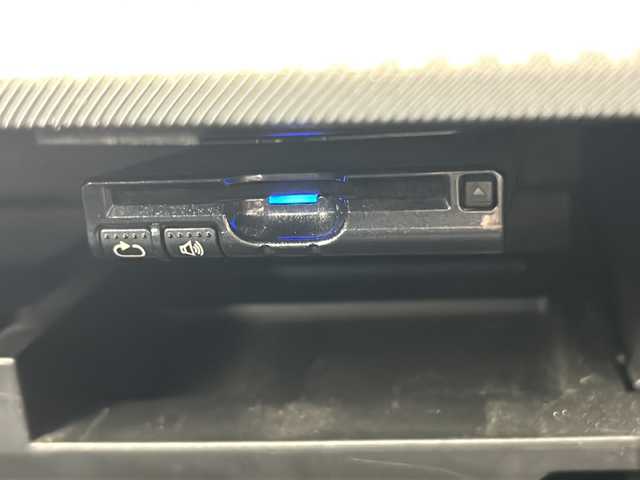 スバル レガシィ ツーリングワゴン 2．0GT DIT スペックB アイサイト 愛知県 2014(平26)年 7万km サテンホワイトパール 禁煙車/ターボ/４WD/純正8インチナビ/（CD/DVD/Bluetooth/TV）/バックカメラ/アイサイト/・プリクラッシュセーフティ/・レーンキープアシスト/・誤発進抑制機能/・追従式クルーズコントロール/パワーシート/ETC/前後ドライブレコーダー/STIエアロ/パドルシフト/スマートキー/スペアキー有/純正フロアマット/STIアルミホイール