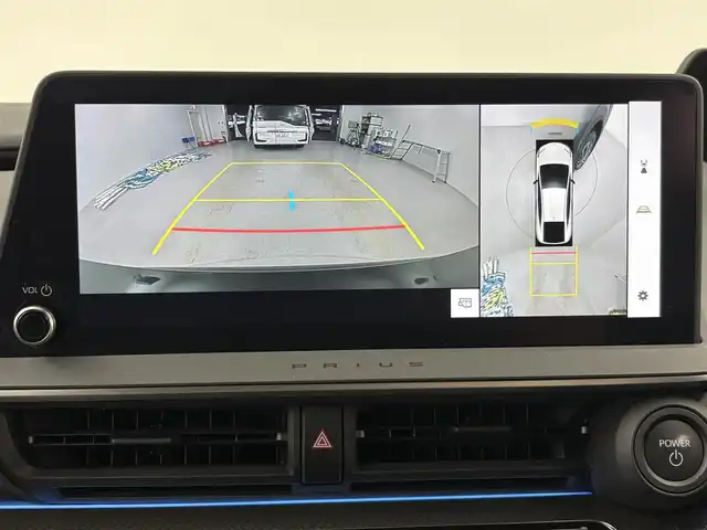 トヨタ プリウス Z 埼玉県 2023(令5)年 0.9万km アティチュードブラックマイカ 純正12.3インチディスプレイオーディオ&Bluetoothオーディオ&USB接続&Miracast/パノラミックビューモニター/ビルドインETC2.0 /パノラマムーンルーフ/パワーバックドア/純正前後ドライブレコーダー/パワーシート/レザーシート/ドアミラーヒーター/AC100V電源/デジタルインナーミラー/純正19インチアルミホイール/Bi-Beam LEDヘッドランプ/LEDターンランプ/LEDクリアランスランプ/パワーバックドア/トヨタセーフティセンス/プリクラッシュセーフティ/緊急時操舵支援/レーントレーシングアシスト［LTA］/レーンディパーチャーアラート［LDA］/レーダークルーズコントロール（全車速追従機能付）/オートマチックハイビーム［AHB］/ロードサインアシスト［RSA］/ドライバー異常時対応システム /プロアクティブドライビングアシスト［PDA］/発進遅れ告知機能［TMN］/ブラインドスポットモニター ［BSM］/前席シートヒーター/前席ベンチレーション/トヨタ チームメイト［アドバンスト パーク］（リモート機能付）/パーキングサポートブレーキ（周囲静止物）