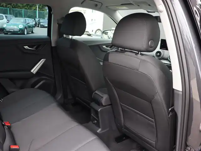 アウディ アウディ Ｑ２ 35TDIアドバンスド 長野県 2022(令4)年 0.7万km マンハッタングレーメタリック ・純正ナビTV/・バックカメラ /・ACC /・衝突軽減ブレーキ /・レーン/サイドアシスト/・バーチャルコックピット /・シートヒーター /・パワーバックドア /・アドバンストキー /・純正17AW /・LEDライト