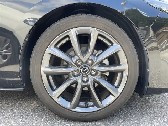 マツダ マツダ３ファストバック 15S ツーリング 岐阜県 2020(令2)年 6.6万km ジェットブラックマイカ ワンオーナー/純正SDナビ/(ワンセグテレビ.AM.FM.Bluetooth)/全方位カメラ/クルーズコントロール/衝突軽減ブレーキ/レーンキープアシスト/コーナーセンサー/純正アルミホイール/ドライブレコーダー/ETC/アイドリングストップ/ウィンカーミラー/プッシュスタート/スマートキー/スペアキー/保証書/取扱説明書
