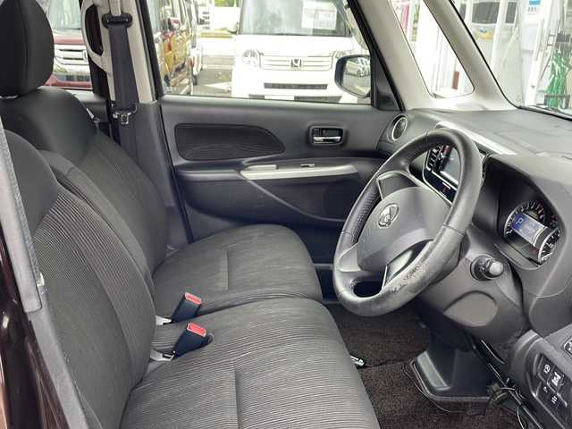 日産 デイズ ルークス ハイウェイスターX 千葉県 2015(平27)年 6.7万km モカブラウンP 純正ナビＭＣ３１４Ｄ－Ｗ　全方位カメラ　ＴＶ　ＤＶＤ　ＣＤ　Ｂｔ　ＥＴＣ　ドラレコ　衝突軽減ブレーキ　パワースライドドア　スマートキー 純正フロアマット　ドアバイザー　１４インチＡＷ　リアスポイラー