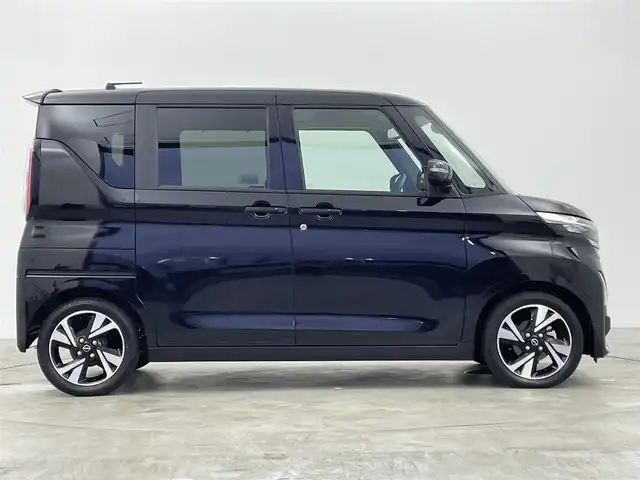日産 ルークス ハイウェイスター Gターボ 群馬県 2025(令7)年 0.5万km ブラック 純正９型ナビ　全方位カメラ　エマブレ　車線逸脱警報　Ａハイビーム　両側パワースライド　前後コーナーセンサー　ビルトインＥＴＣ　ＬＥＤヘッド　ＬＥＤフォグ　Ｐスタート　スマートキー　純正アルミ　禁煙車