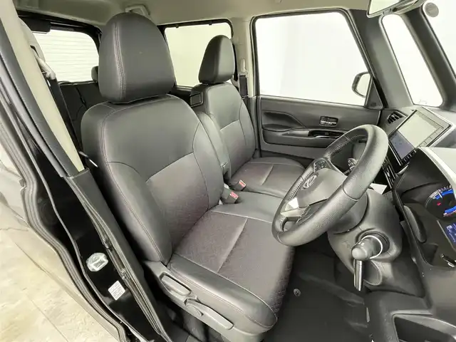 日産 ルークス ハイウェイスター Gターボ 群馬県 2025(令7)年 0.5万km ブラック 純正９型ナビ　全方位カメラ　エマブレ　車線逸脱警報　Ａハイビーム　両側パワースライド　前後コーナーセンサー　ビルトインＥＴＣ　ＬＥＤヘッド　ＬＥＤフォグ　Ｐスタート　スマートキー　純正アルミ　禁煙車