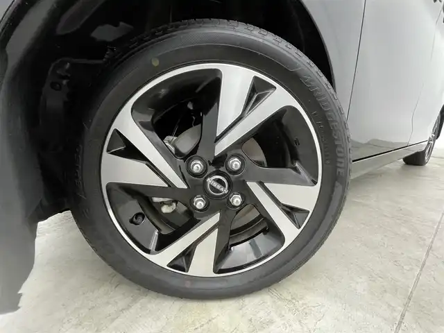 日産 ルークス ハイウェイスター Gターボ 群馬県 2025(令7)年 0.5万km ブラック 純正９型ナビ　全方位カメラ　エマブレ　車線逸脱警報　Ａハイビーム　両側パワースライド　前後コーナーセンサー　ビルトインＥＴＣ　ＬＥＤヘッド　ＬＥＤフォグ　Ｐスタート　スマートキー　純正アルミ　禁煙車