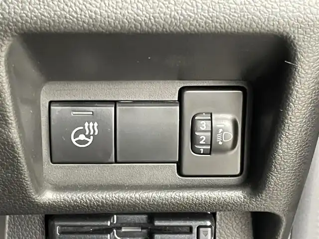 スズキ スペーシア カスタム HYBRID XS ターボ 埼玉県 2024(令6)年 0.9万km スチールシルバーメタリック/ブルーイッシュブラックパール 社外ナビ　バックカメラ　ＨＵＤ　ビルトインＥＴＣ　前後ドライブレコーダー　セーフティサポート　レーダークルーズコントロール　シートヒーター　ステアリングヒーター　サーキュレーター　オートライト　ＬＥＤ