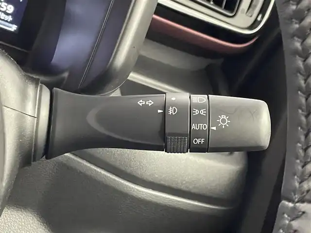 スズキ スペーシア カスタム HYBRID XS ターボ 埼玉県 2024(令6)年 0.9万km スチールシルバーメタリック/ブルーイッシュブラックパール 社外ナビ　バックカメラ　ＨＵＤ　ビルトインＥＴＣ　前後ドライブレコーダー　セーフティサポート　レーダークルーズコントロール　シートヒーター　ステアリングヒーター　サーキュレーター　オートライト　ＬＥＤ