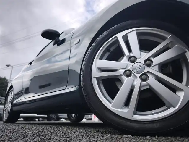 ダイハツ コペン セロ 熊本県 2016(平28)年 9.6万km ブリティッシュグリーンマイカ 純正ナビ（NSCT-W61D）/【ワンセグTV/CD/AM/FM】/バックカメラ/革巻きステアリング/ステアリングスイッチ/シートヒーター/プッシュスタート/スマートキー/純正16インチAW/純正フロアマット/ETC/保証書/取扱説明書