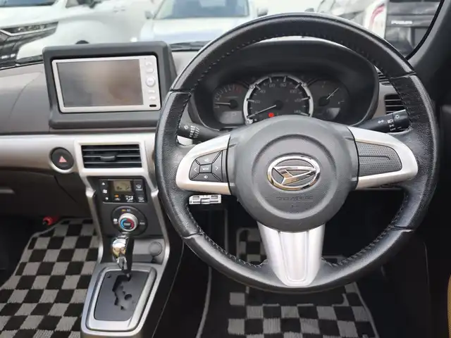 ダイハツ コペン セロ 熊本県 2016(平28)年 9.6万km ブリティッシュグリーンマイカ 純正ナビ（NSCT-W61D）/【ワンセグTV/CD/AM/FM】/バックカメラ/革巻きステアリング/ステアリングスイッチ/シートヒーター/プッシュスタート/スマートキー/純正16インチAW/純正フロアマット/ETC/保証書/取扱説明書